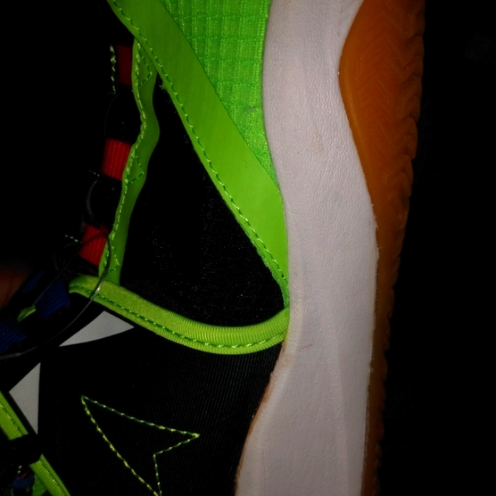 And1 Multicolor Basketball Shoes - Red, Orange, Blue, Yellow - Picture 7 of 10